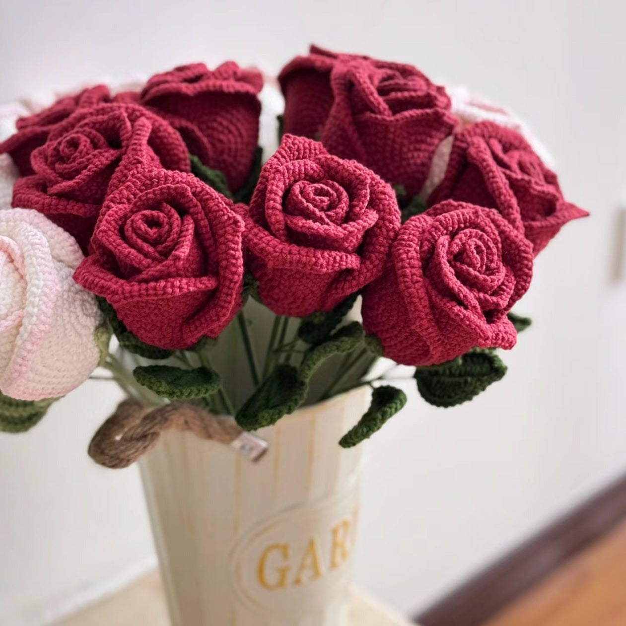 A-Crochet Rose, Handmade Knitted Flowers, Crochet Flower Bouquet, Personalized Gift for Birthday/Anniversary, Home Decor, MultiColor Option