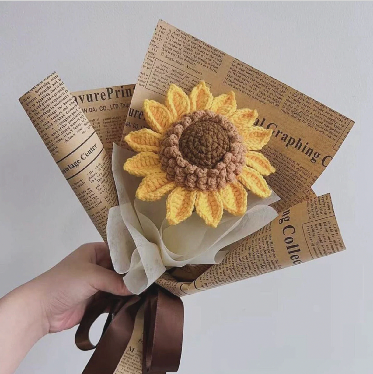 Crochet sunflower bouquet, Handmade gift, Finished product, Birthday/Anniversary, Gifts for her